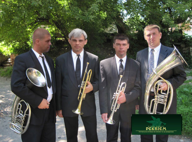 виготовлення та встановлення пам'ятників, ритуальні послуги_izgotovlenie and ustanovka pamatnikov